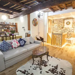 Lägenhet Porta Dipinta House Alta